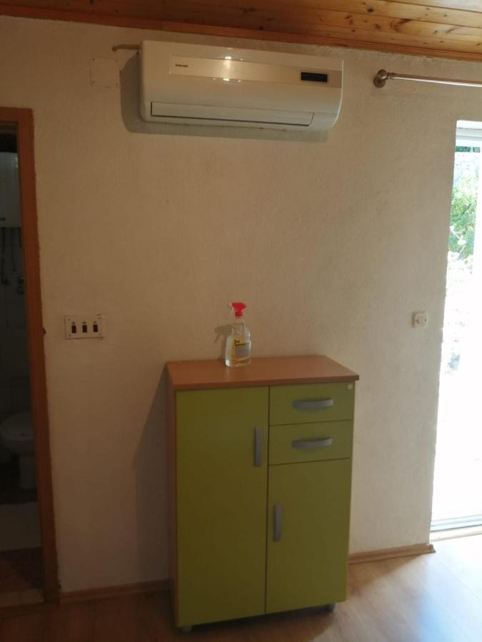 Apartmani Leko Mirjana Baska Voda Bagian luar foto