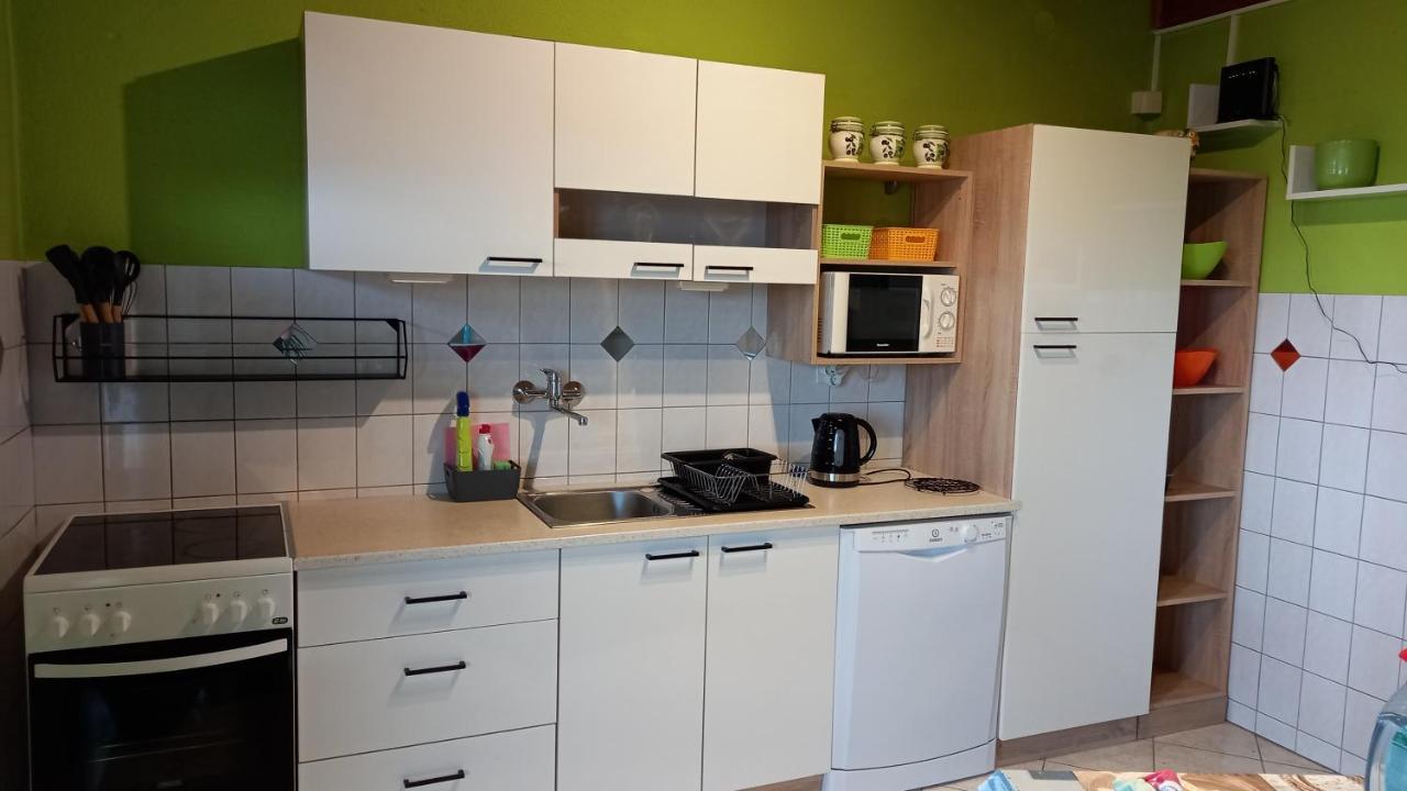 Apartmani Leko Mirjana Baska Voda Bagian luar foto