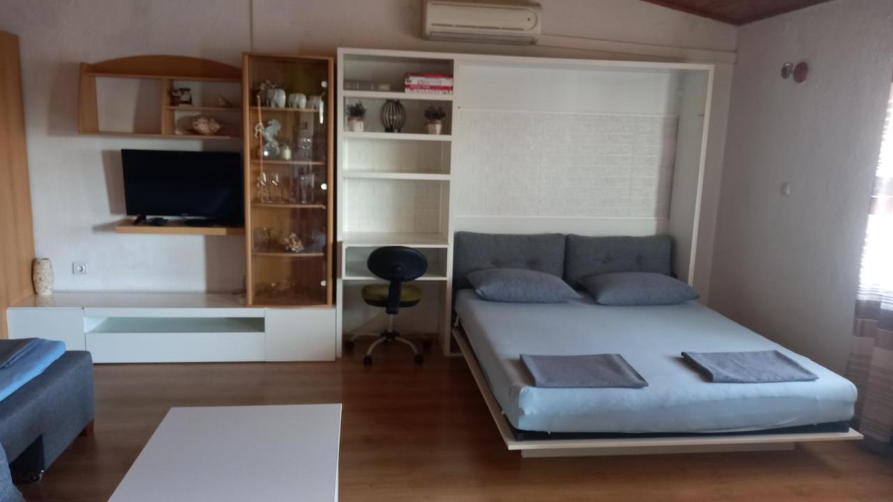 Apartmani Leko Mirjana Baska Voda Bagian luar foto